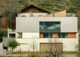 Una casa degli Anni '70 in Alto Adige trasformata in tre appartamenti indipendenti